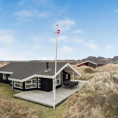 Сasa de vacaciones Amazing Home In Hjorring With Wifi *