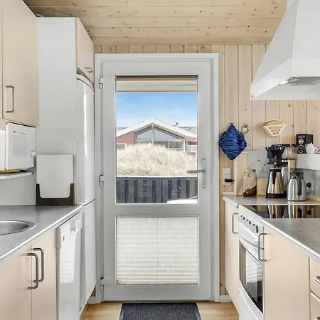 Amazing Home In Hjorring With Wifi
