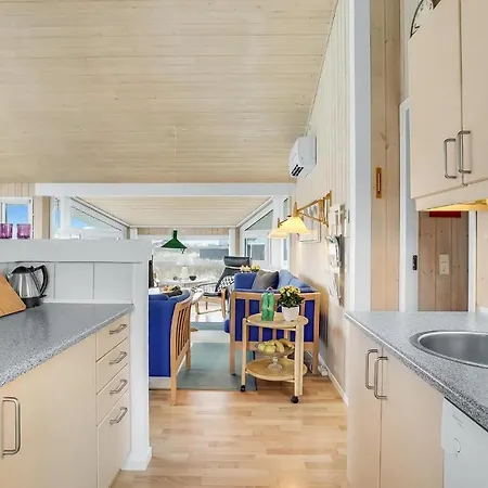 Сasa de vacaciones Amazing Home In Hjorring With Wifi *